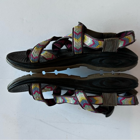 Chaco Multicolor Adjustable Strap Hiking Quick DryOutdoor Women's Sandals Size 6 - Picture 3 of 6
